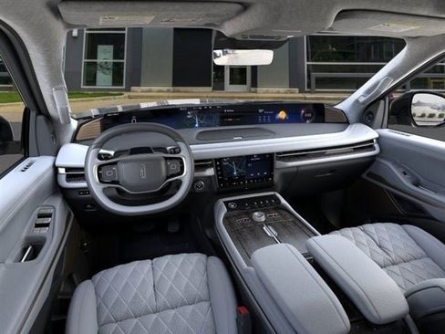 New 2026 Lincoln Navigator L Black Label AWD/4WD image 78