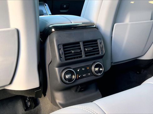 New 2026 Land Rover Range Rover Velar S image 20