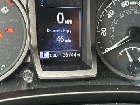 Used 2018 Toyota Tacoma TRD Pro image 20