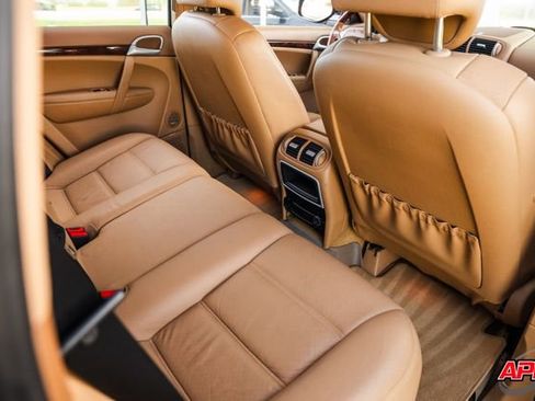 Used 2009 Porsche Cayenne image 78