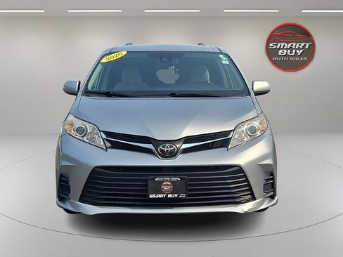 Used 2020 Toyota Sienna LE FWD image 3