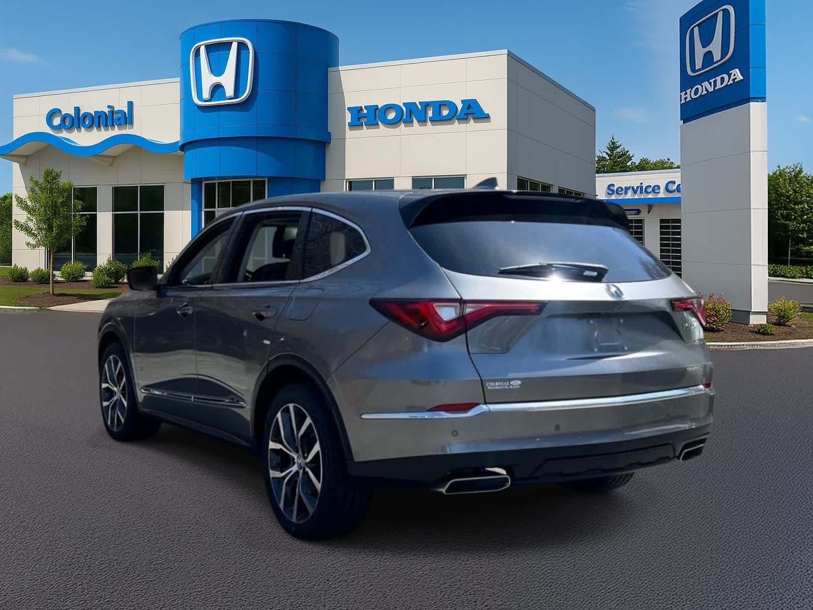 Used 2023 Acura MDX w/ Technology Package AWD/4WD image 4