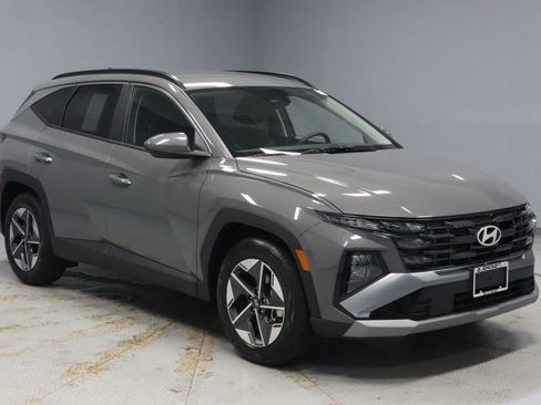 Used 2025 Hyundai Tucson SEL image 1