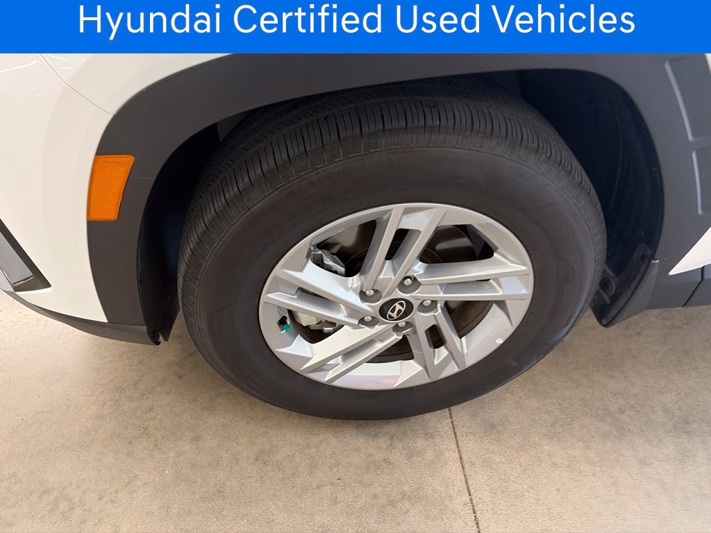 Certified 2026 Hyundai Tucson SE FWD image 2