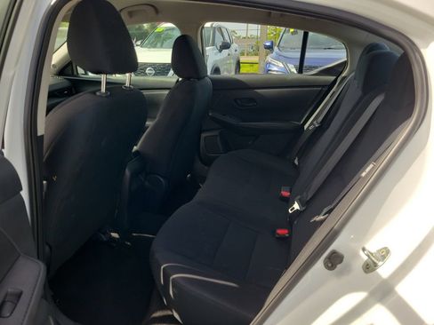 Certified 2024 Nissan Sentra S FWD image 9