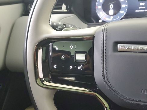 Used 2024 Land Rover Range Rover Velar Dynamic SE AWD/4WD image 9