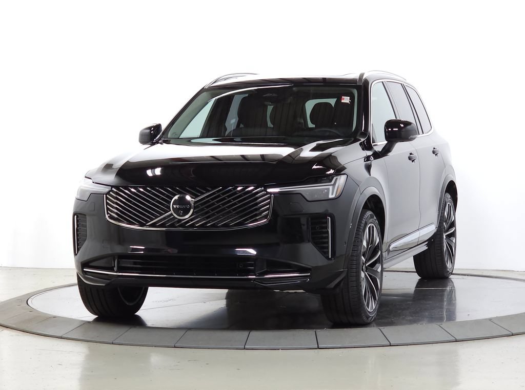 Certified 2026 Volvo XC90 B6 Ultra AWD/4WD image 3