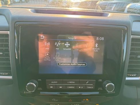 Used 2024 Nissan Frontier SV w/ SV Convenience Package image 18