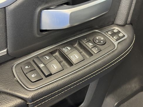 Used 2024 RAM 2500 Big Horn w/ Bed Utility Group image 10