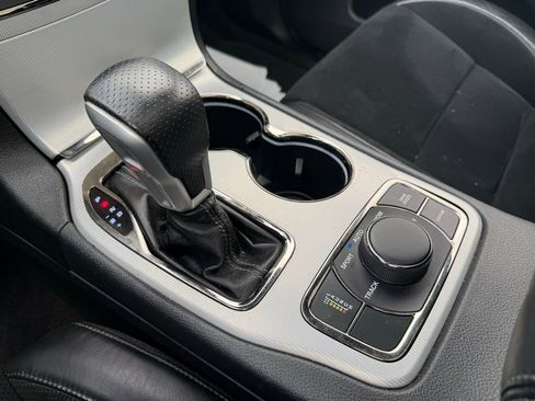 Used 2018 Jeep Grand Cherokee Trackhawk w/ Trailer Tow Group IV AWD/4WD image 15