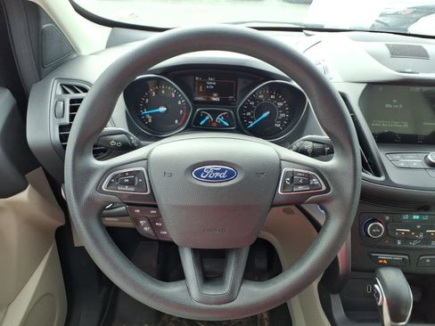 Used 2019 Ford Escape SE FWD image 22
