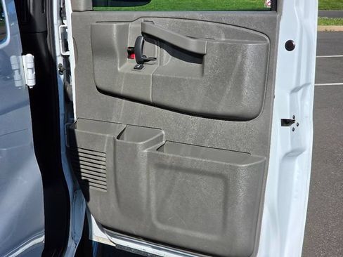 Used 2024 GMC Savana 2500 w/ Driver Convenience Package RWD image 10