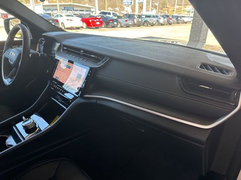 New 2026 Jeep Grand Cherokee Limited image 22