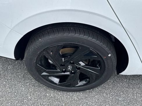 New 2026 Hyundai Elantra Sport FWD image 19