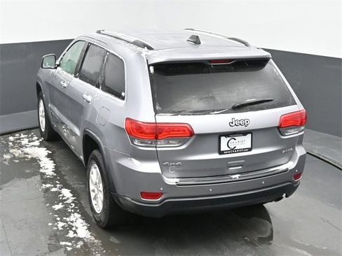 Used 2018 Jeep Grand Cherokee Laredo image 45