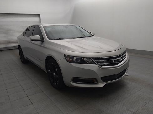Used 2017 Chevrolet Impala LT image 13