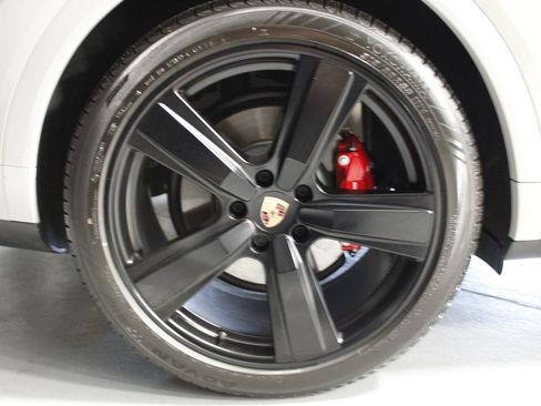 New 2026 Porsche Cayenne S AWD/4WD image 24
