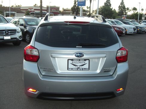 Used 2012 Subaru Impreza 2.0i Sport Limited image 8