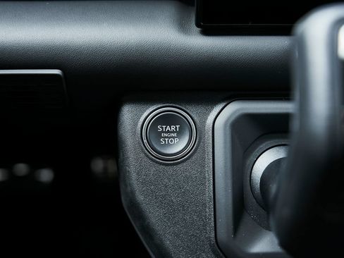 Used 2023 Land Rover Defender 110 X AWD/4WD image 71