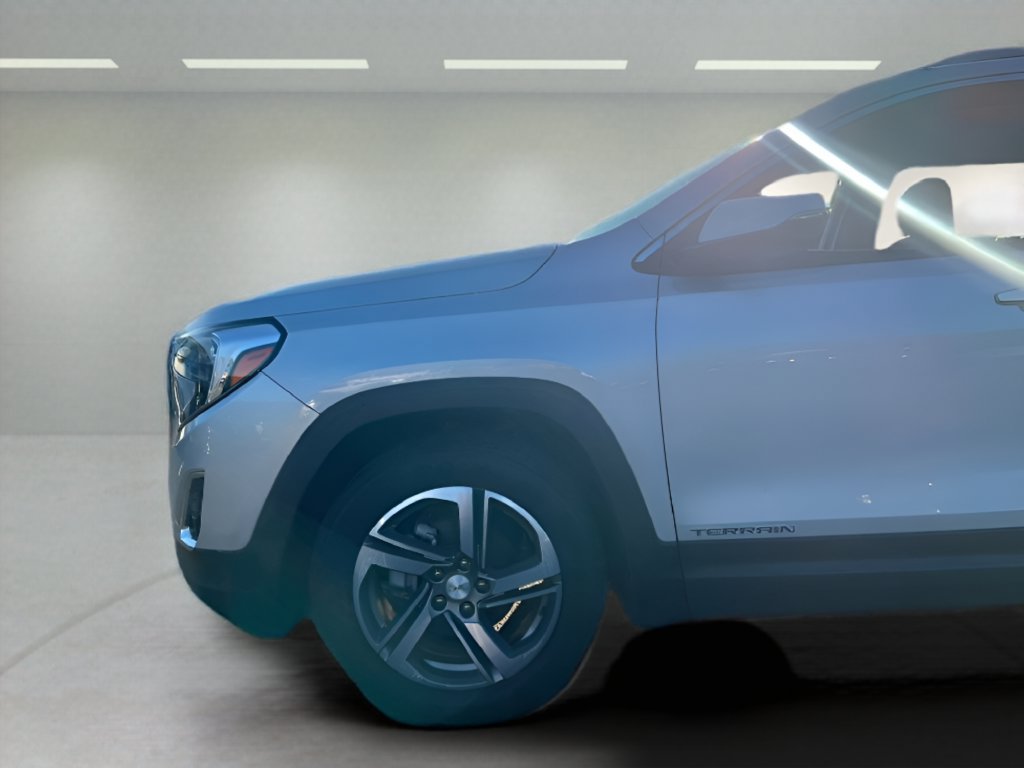 Used 2020 GMC Terrain SLT FWD image 25