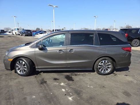 Used 2023 Honda Odyssey EX-L image 22