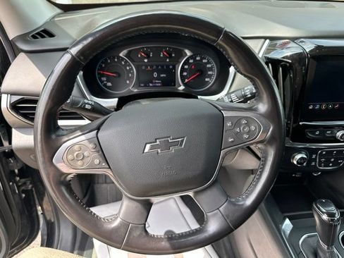 Used 2020 Chevrolet Traverse RS AWD/4WD image 11