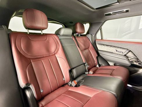 Used 2023 Land Rover Range Rover Sport SE Dynamic image 15