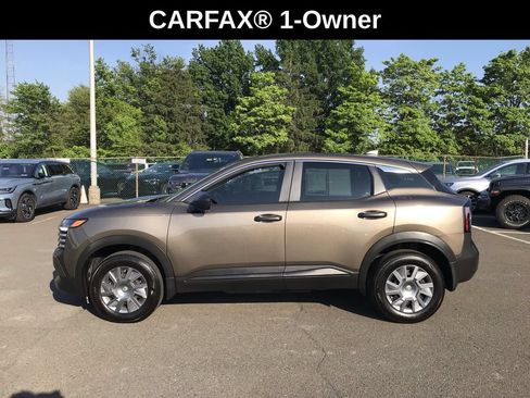 Used 2025 Nissan Kicks S FWD image 2