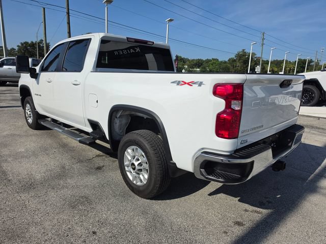 Used 2025 Chevrolet Silverado 2500 LT w/ Convenience Package AWD/4WD image 4