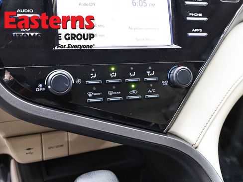 Used 2019 Toyota Camry LE image 20