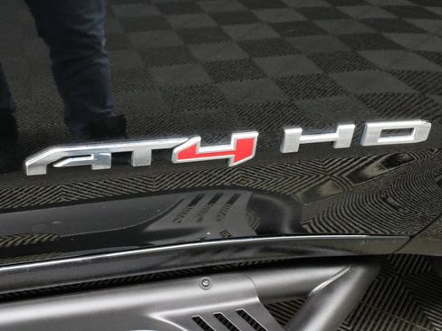 Used 2024 GMC Sierra 2500 AT4 image 56