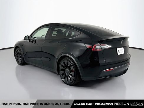 Used 2023 Tesla Model Y Performance AWD/4WD image 7