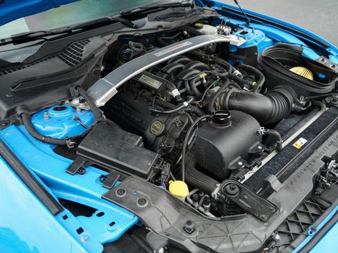 Used 2017 Ford Mustang Shelby GT350 RWD image 34