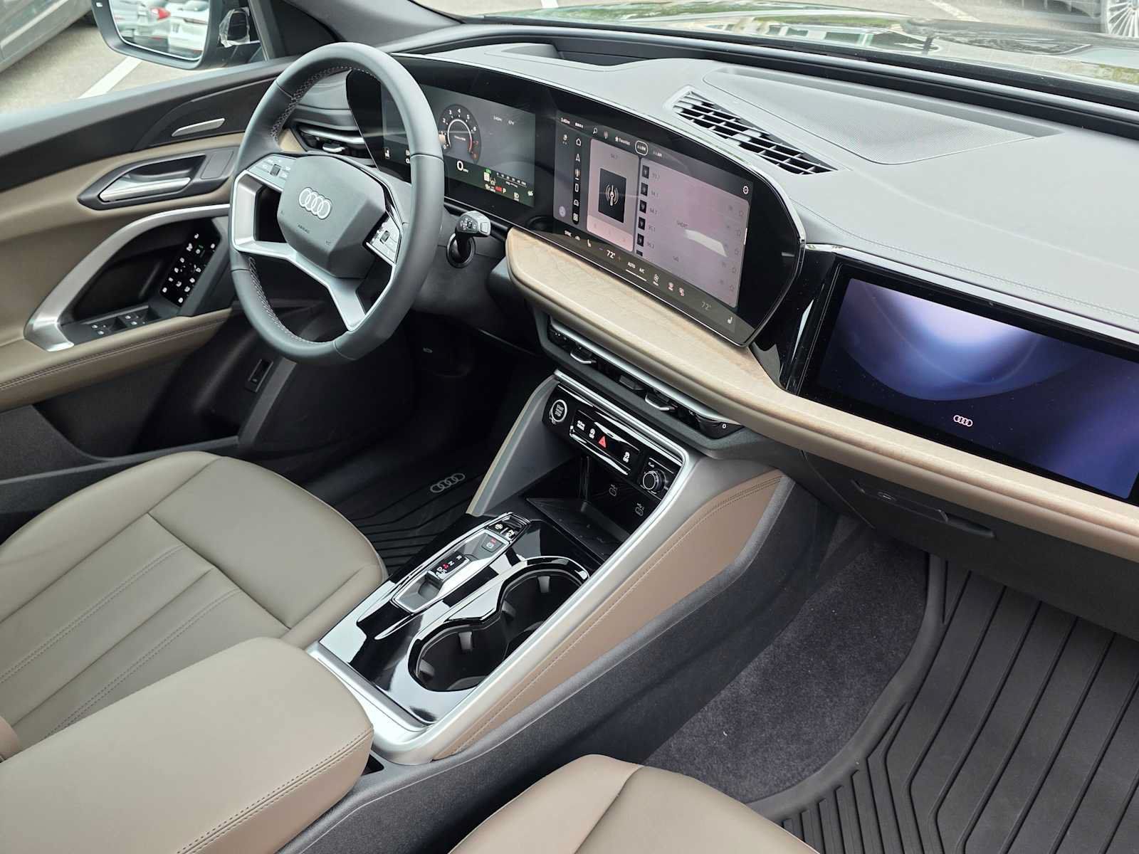 New 2026 Audi Q5 Premium Plus AWD/4WD image 10