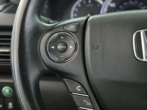 Used 2015 Honda Accord EX-L image 9