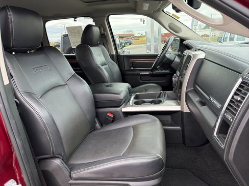 Used 2017 RAM 1500 Laramie w/ Convenience Group image 26