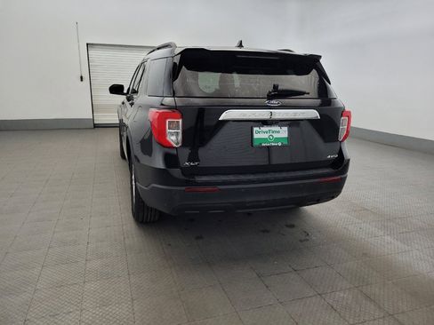 Used 2021 Ford Explorer XLT AWD/4WD image 6