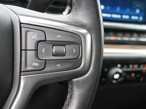Used 2023 Chevrolet Silverado 1500 LT AWD/4WD image 23