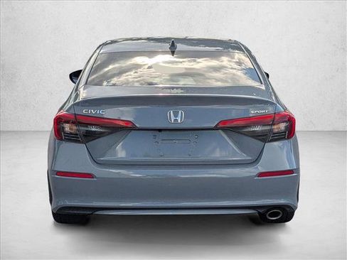 Used 2024 Honda Civic Sport image 6