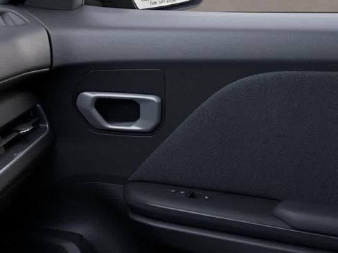 New 2026 Kia K4 LXS image 25