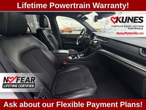 Used 2024 Jeep Grand Cherokee Altitude AWD/4WD image 44