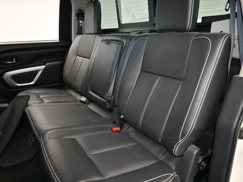 Used 2018 Nissan Titan PRO-4X w/ Pro-4x Convenience Package image 39