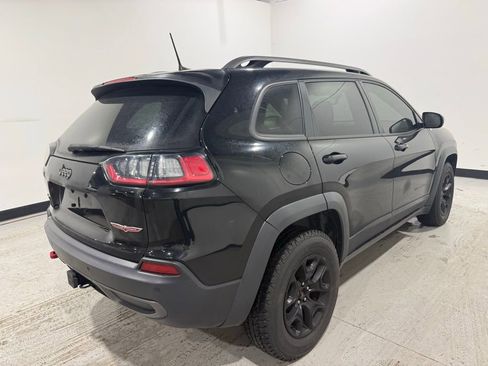 Used 2019 Jeep Cherokee Trailhawk w/ Comfort/Convenience Group image 6