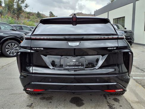 Used 2026 Cadillac Lyriq Sport image 9