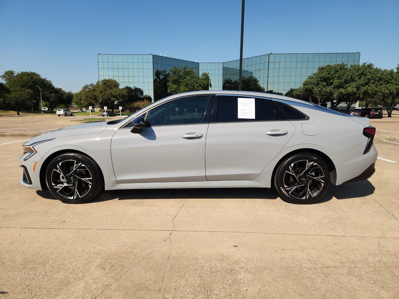 Used 2025 Kia K5 GT-Line w/ GT-Line Premium Package FWD image 3