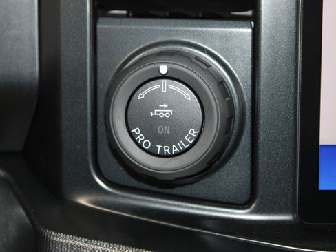 New 2026 Ford F250 Platinum image 50