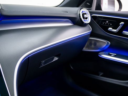 Used 2023 Mercedes-Benz C 300 4MATIC Sedan image 28