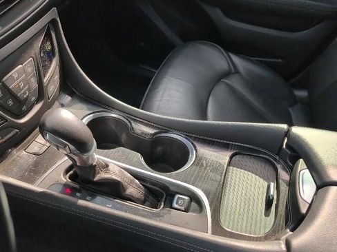 Used 2020 Buick Envision Essence w/ Experience Buick Package AWD/4WD image 11
