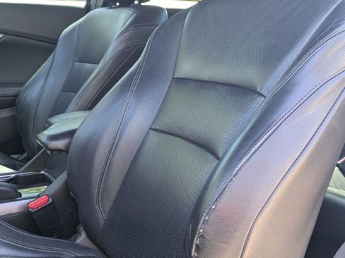 Used 2016 Honda Accord Touring image 7