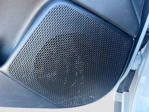 Used 2025 Kia Soul GT-Line image 19